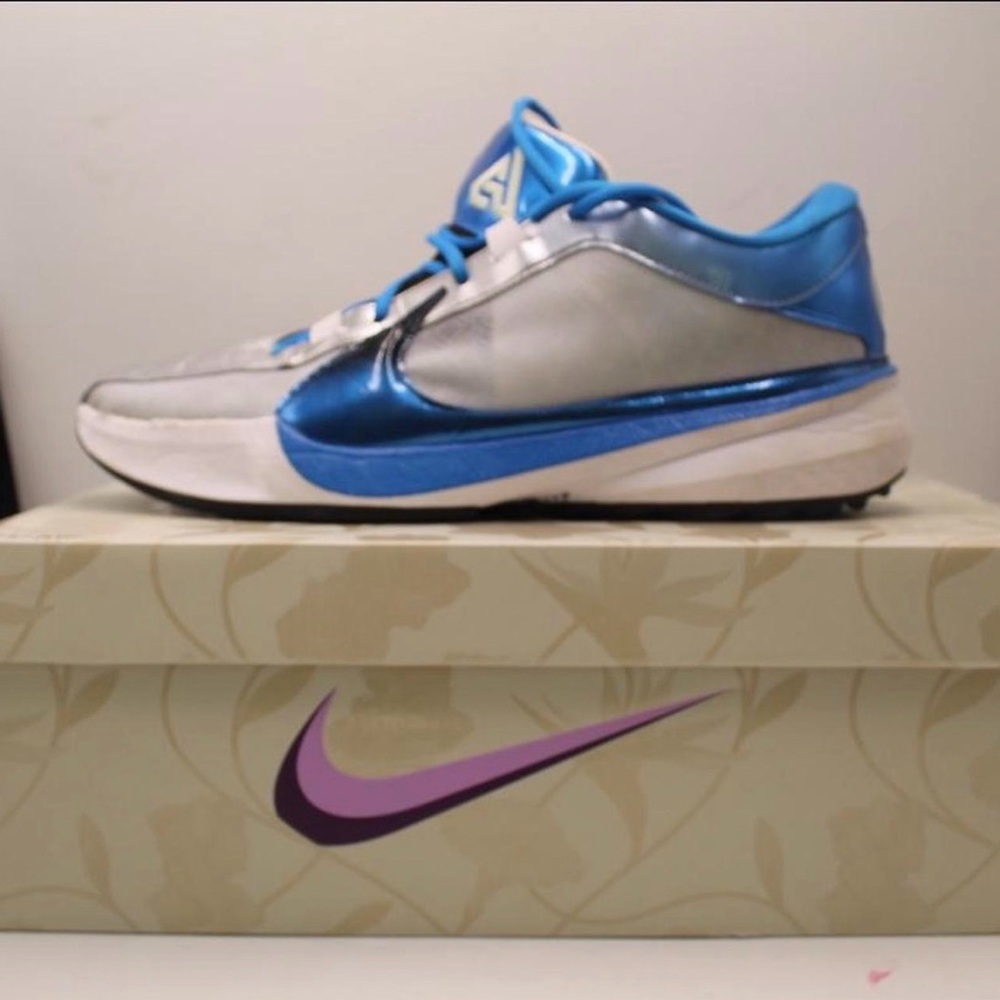Zoom Freak 5